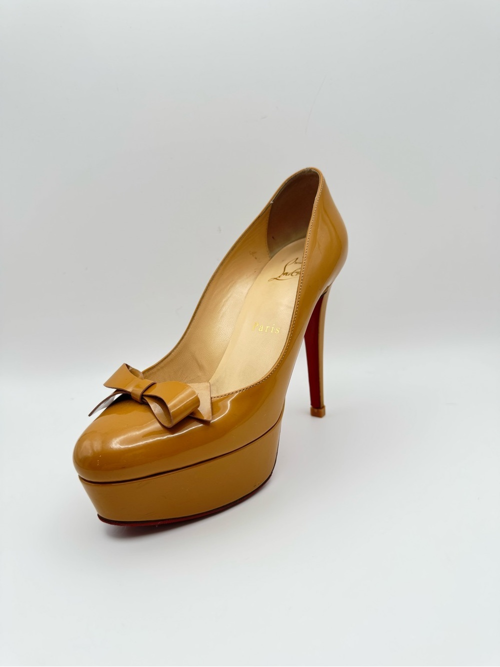 Christian Louboutin Bianca 140 Bow Patent Platform Pumps Camel Nude EU 36